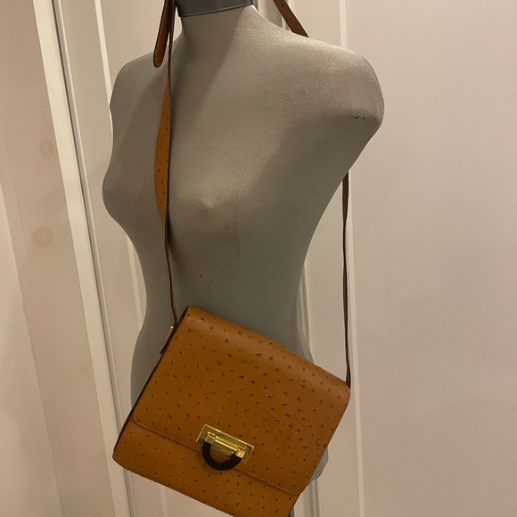Italian Leather crossbody - Picture 1 of 6